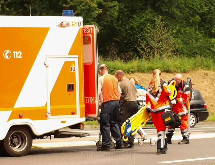 Schwerer Unfall mit Reisebus Lohmar Donrather Dreieck P182.JPG